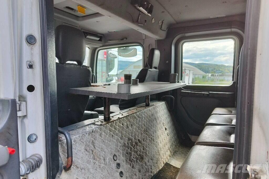 Mercedes-Benz 1018 Фургони