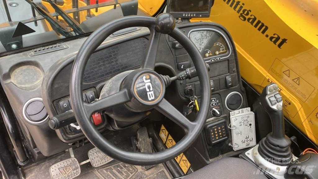 JCB 540-170 Телескопічні навантажувачі