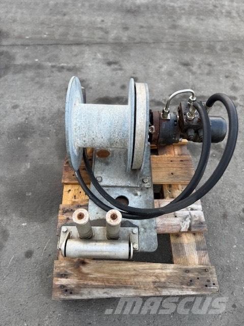 Woma USED WINCH Комплектуючі і запасні частини для бурових установок