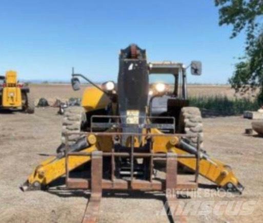 CAT TL1255D Телескопічні навантажувачі