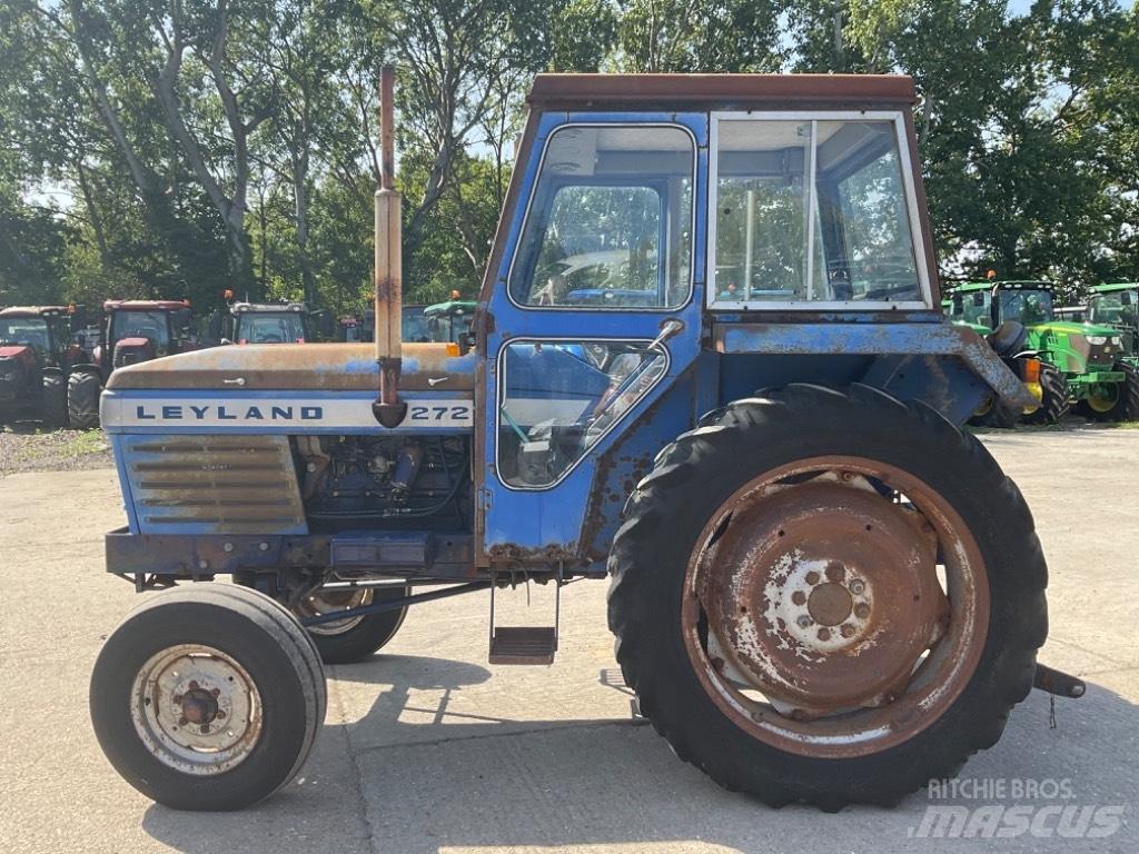 Leyland 272 Трактори