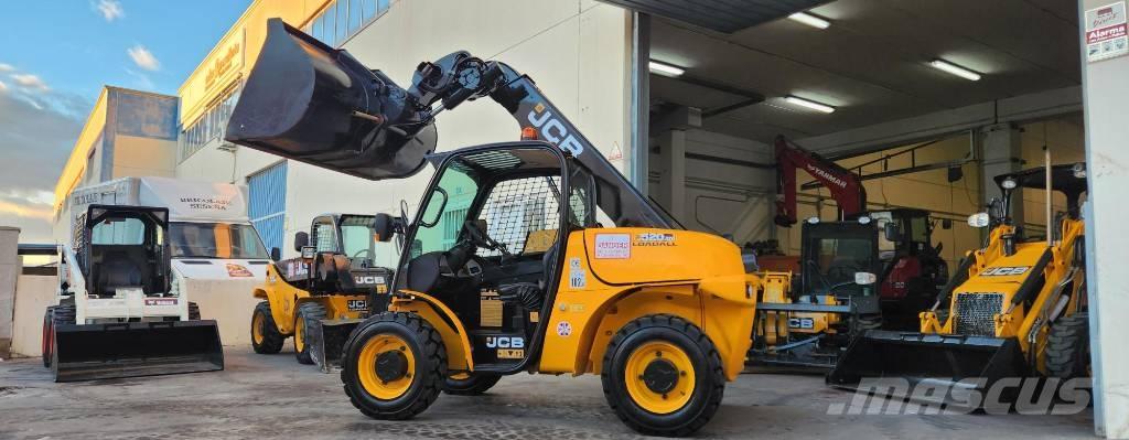 JCB 520-40 Телескопічні навантажувачі