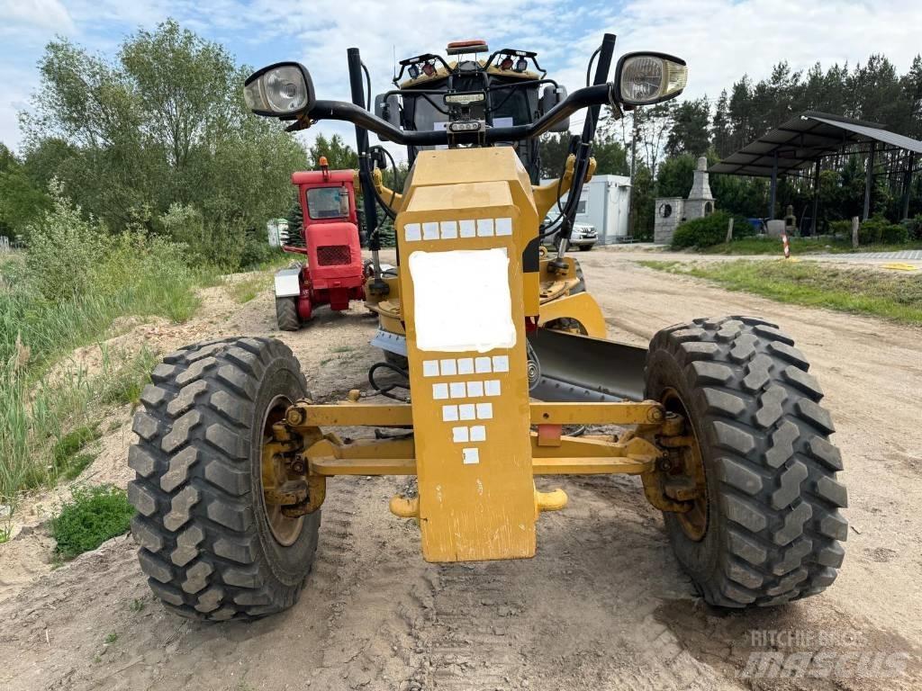 CAT 140 M Грейдери