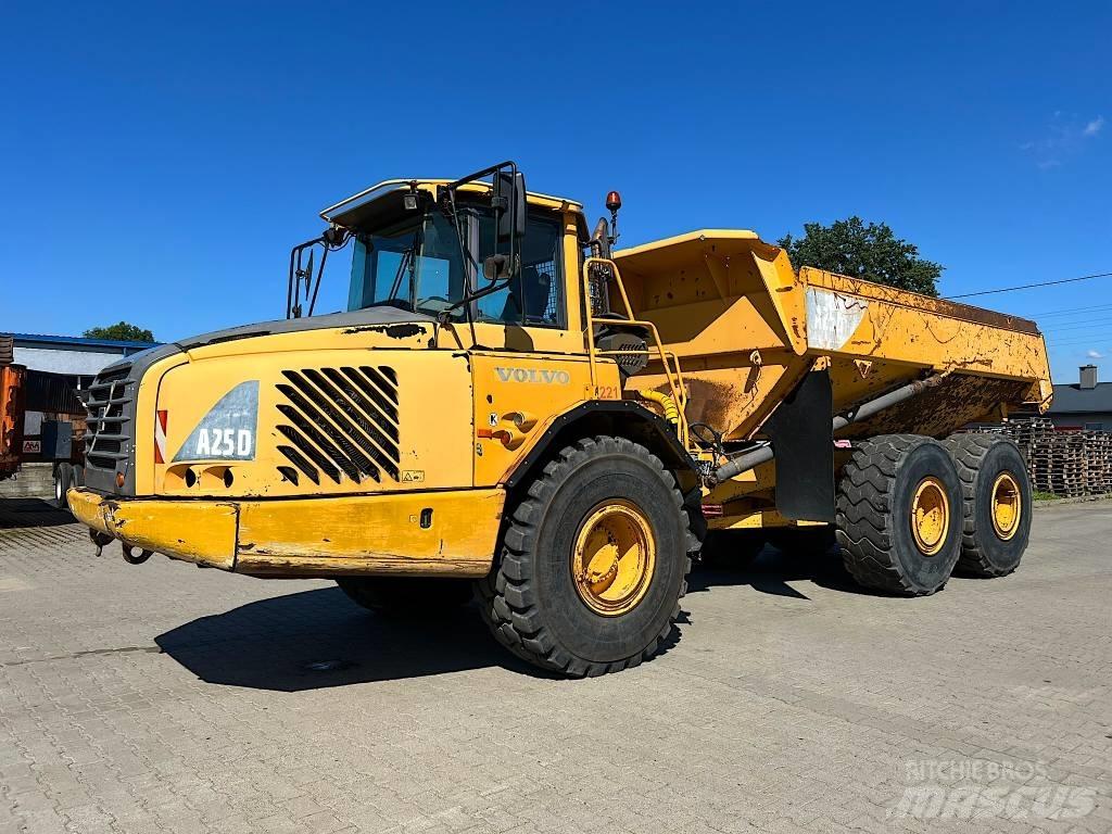 Volvo A 25 D Зчленовані самоскиди