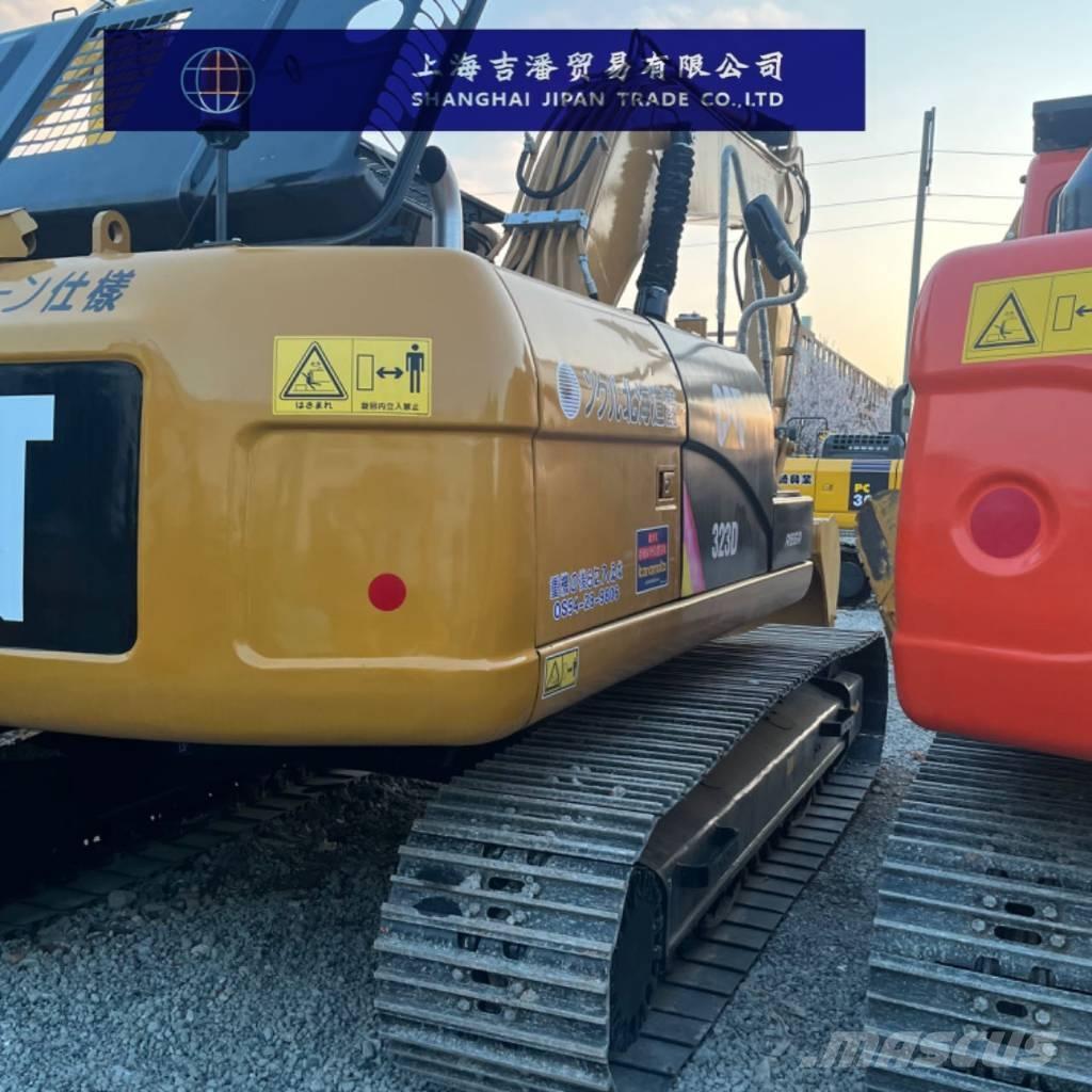 CAT 323 D Гусеничні екскаватори