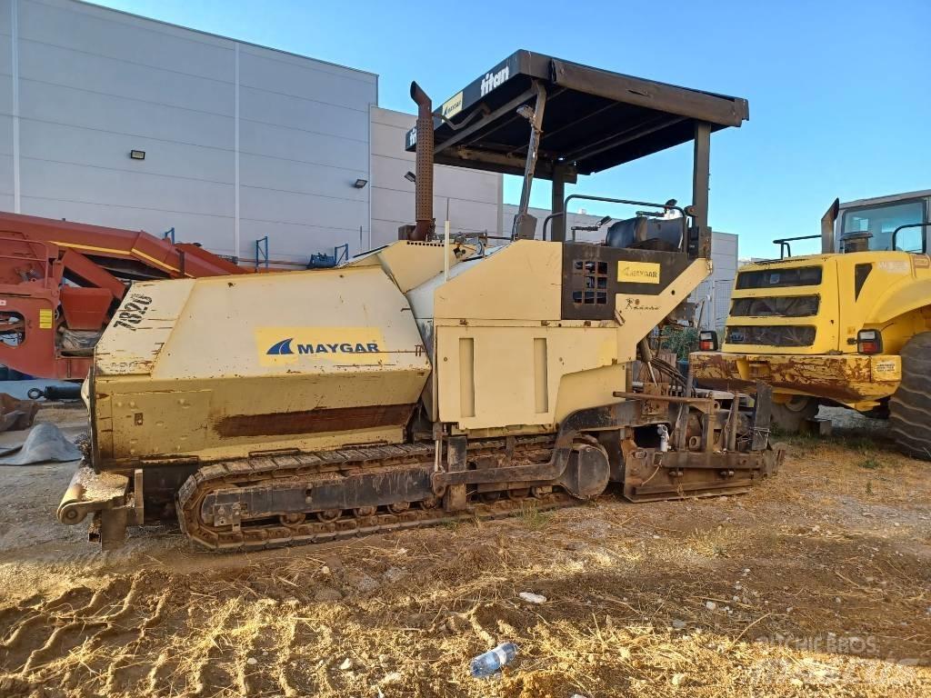 Titan 7820 Асфальтовкладачі