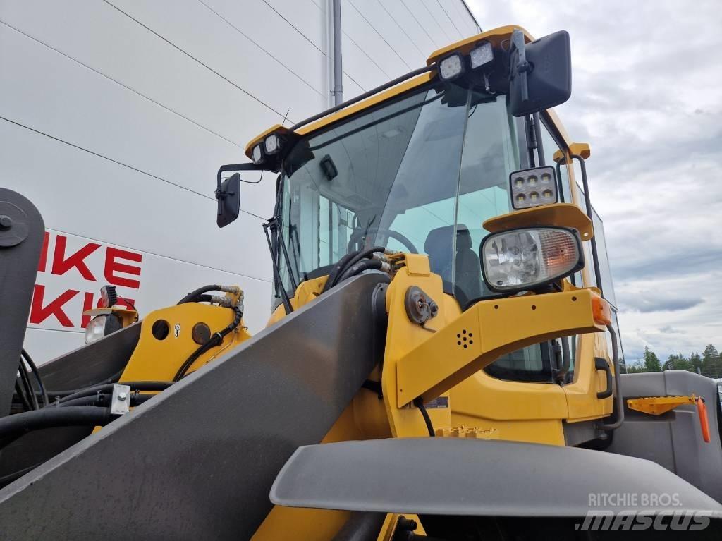 Volvo L 70 H Фронтальні навантажувачі