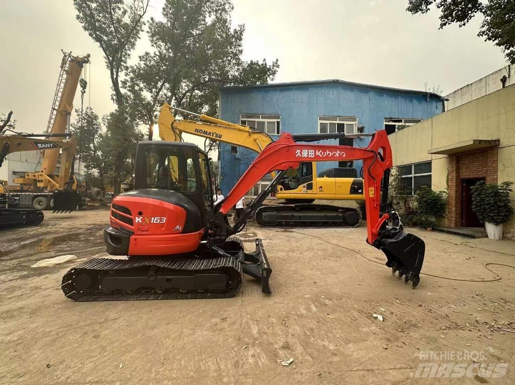 Kubota 163 Гусеничні екскаватори
