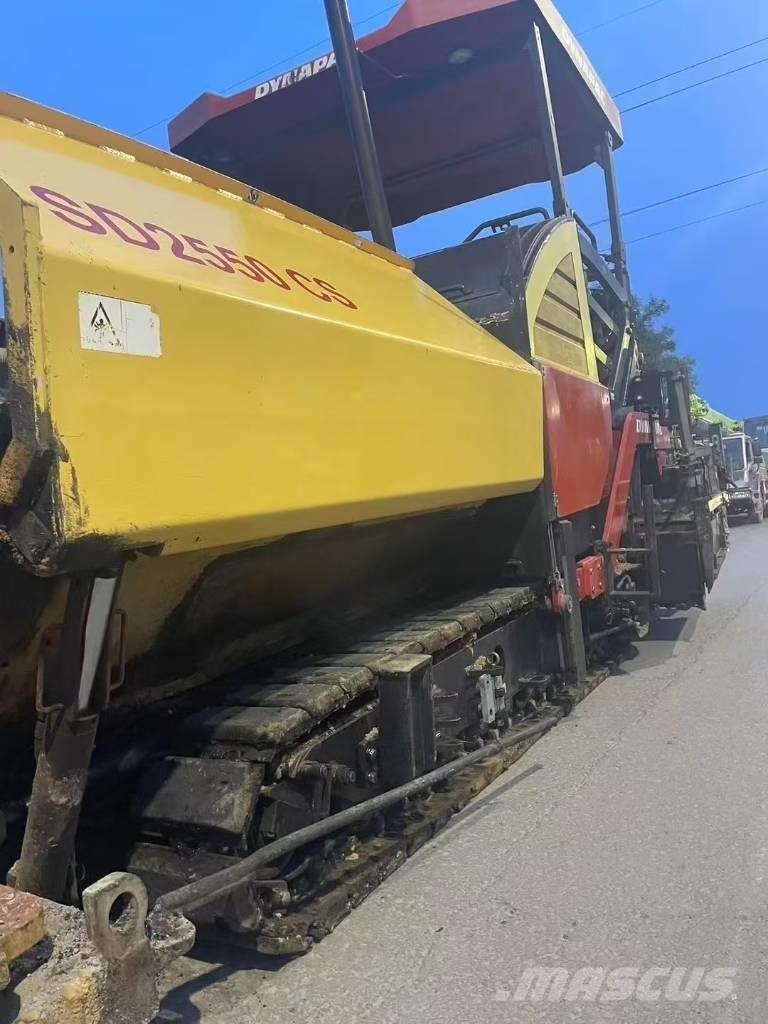 Dynapac sd2550 Асфальтовкладачі