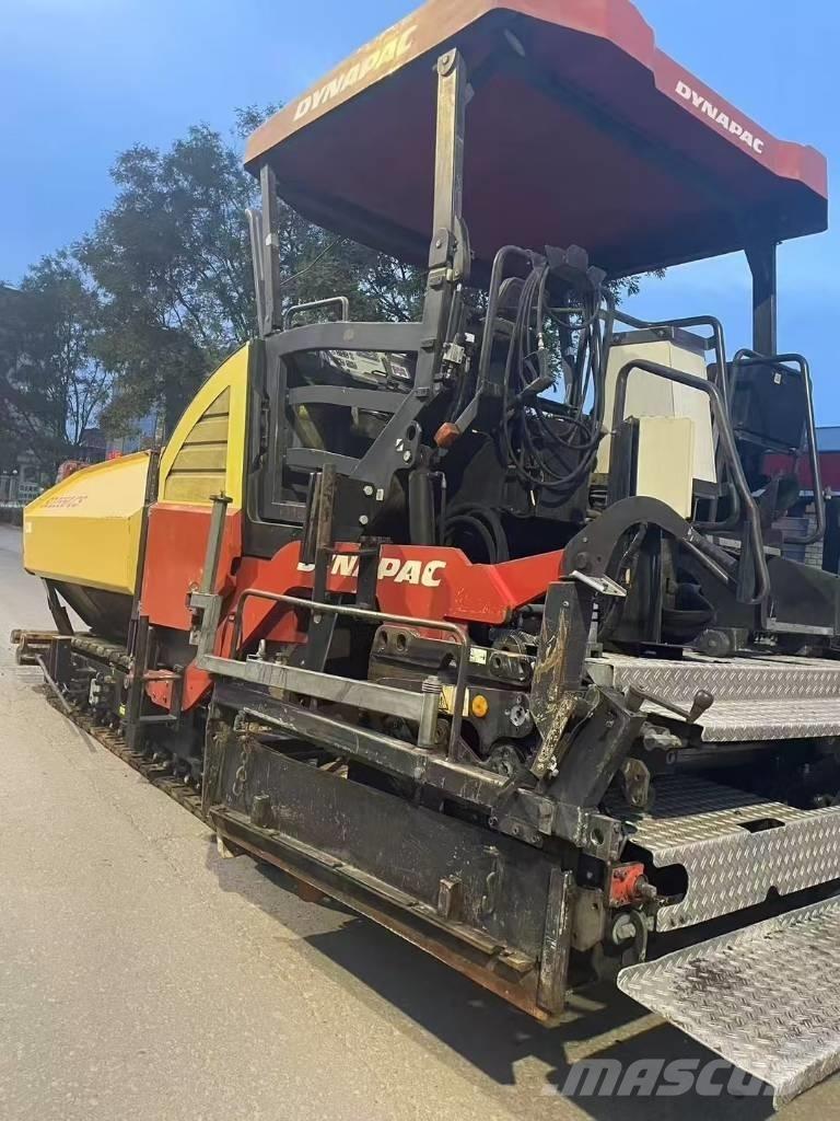 Dynapac sd2550 Асфальтовкладачі