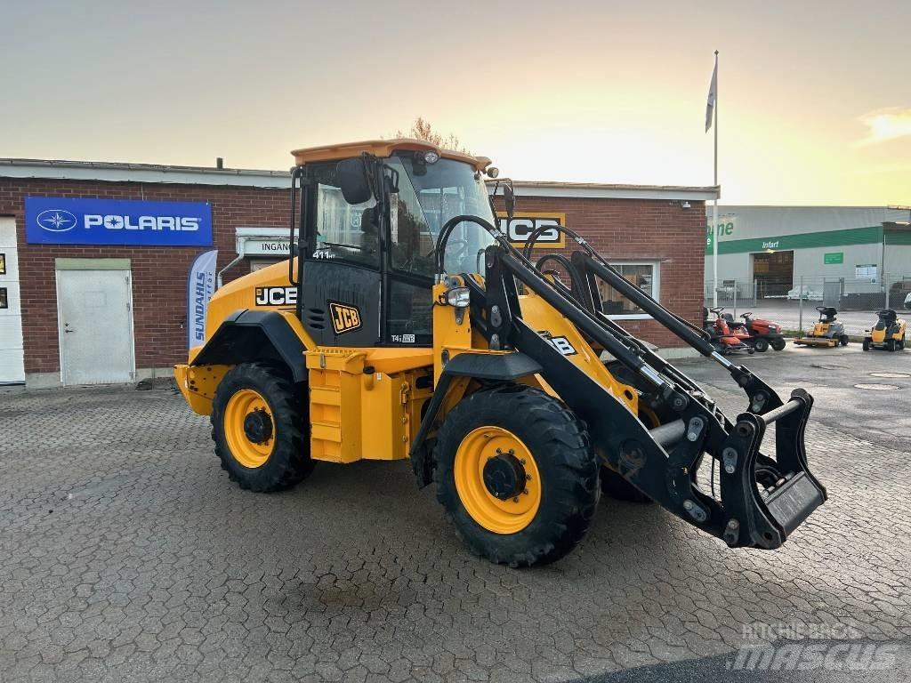 JCB 411 HT Фронтальні навантажувачі