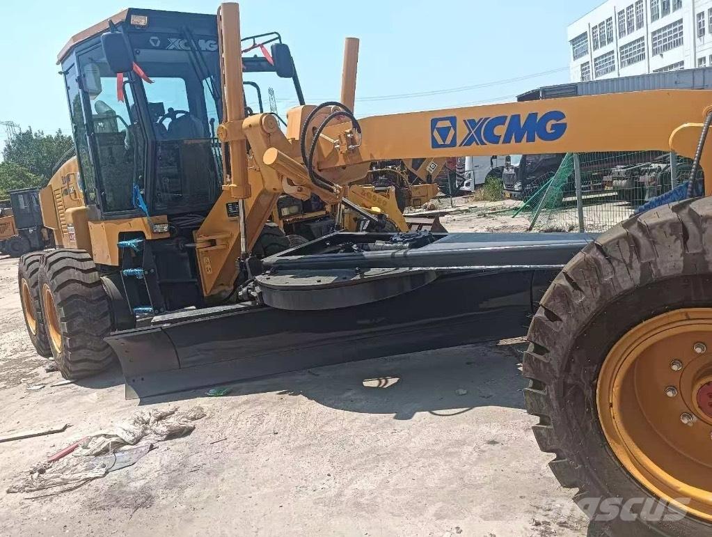 XCMG GR 180 Грейдери