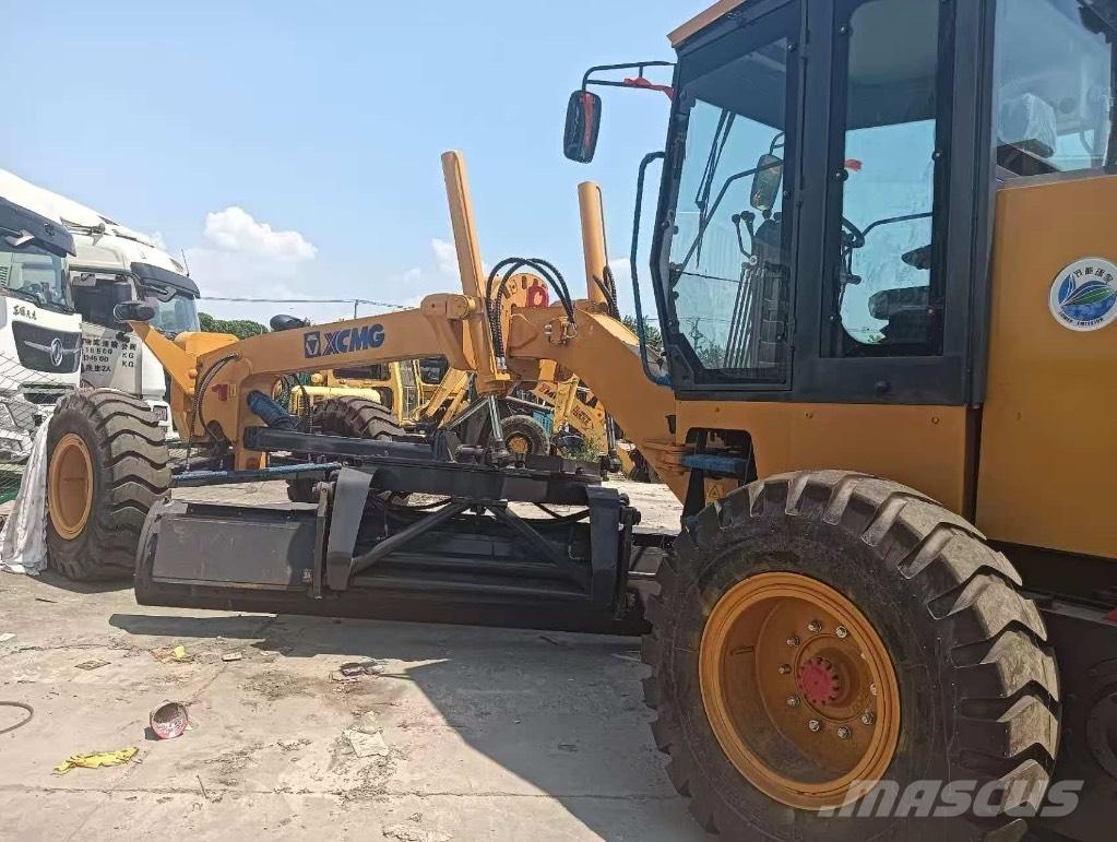 XCMG GR 180 Грейдери