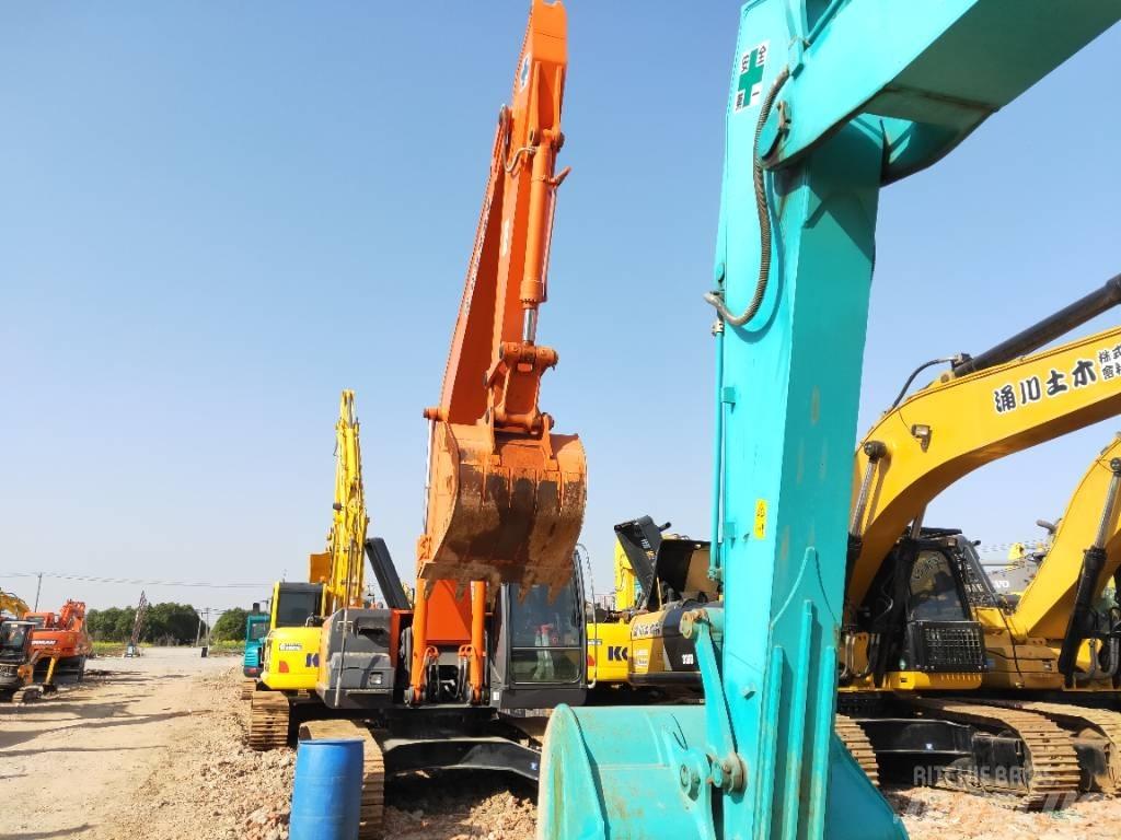 Hitachi ZX 240-3 Гусеничні екскаватори