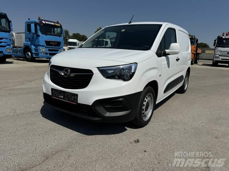 Opel COMBO Пікапи / Бічне розвантаження