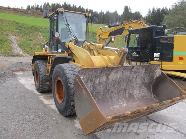 CAT 928G Фронтальні навантажувачі