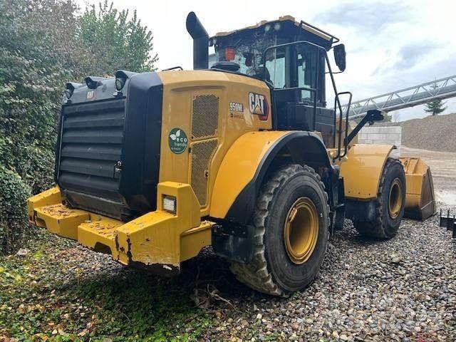 CAT 950M Фронтальні навантажувачі