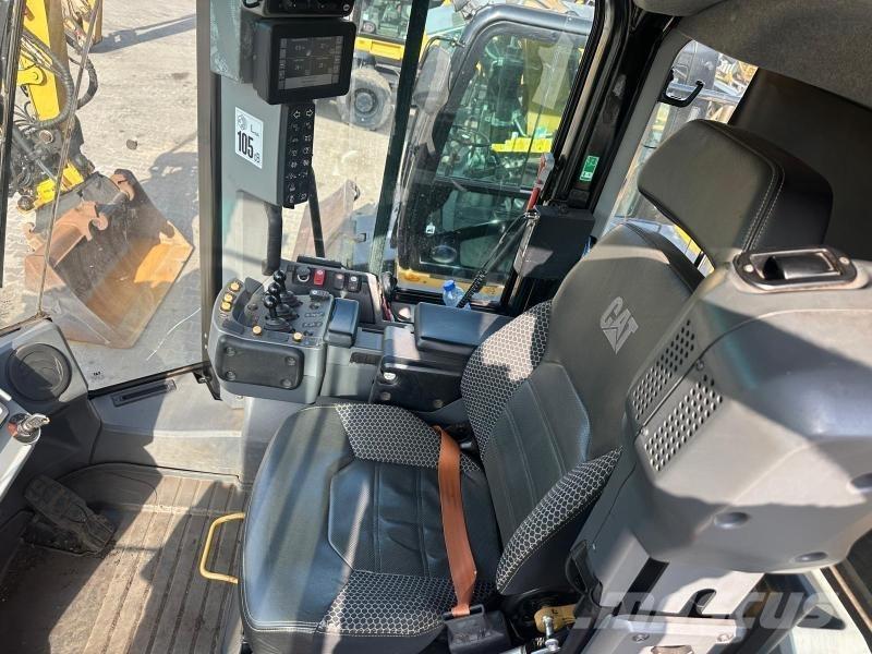 CAT 966M XE Фронтальні навантажувачі