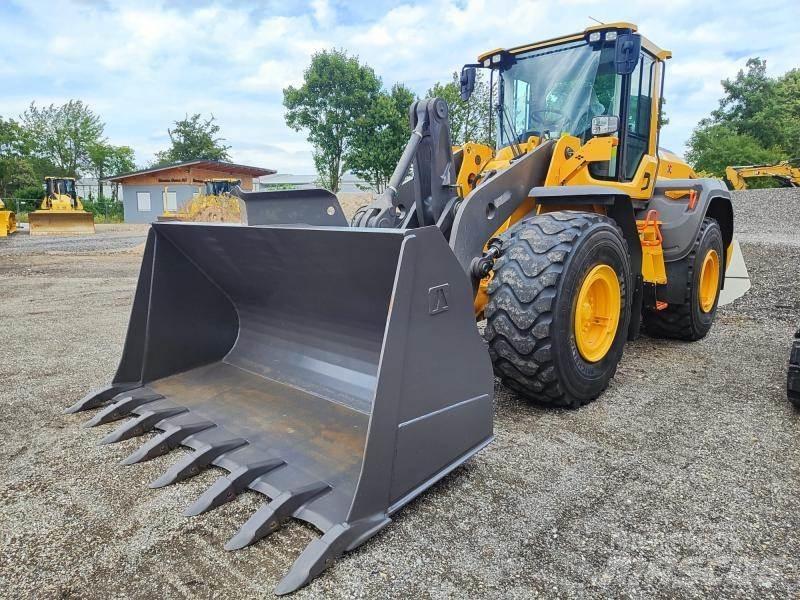Volvo L110H Фронтальні навантажувачі