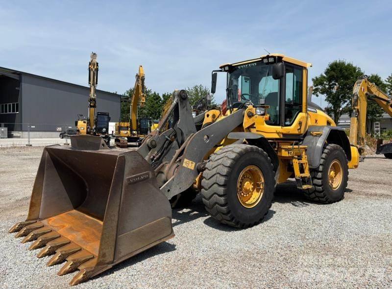 Volvo L90H Фронтальні навантажувачі