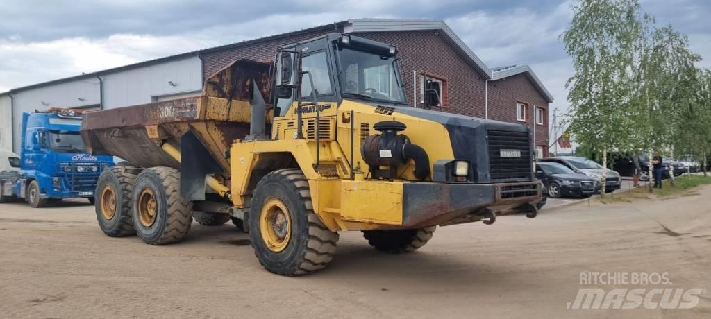 Komatsu HM 300-2 Зчленовані самоскиди