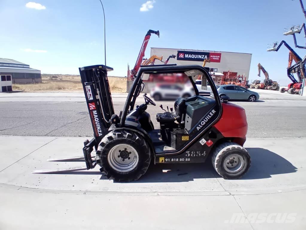 Manitou MC 18 Дизельні навантажувачі