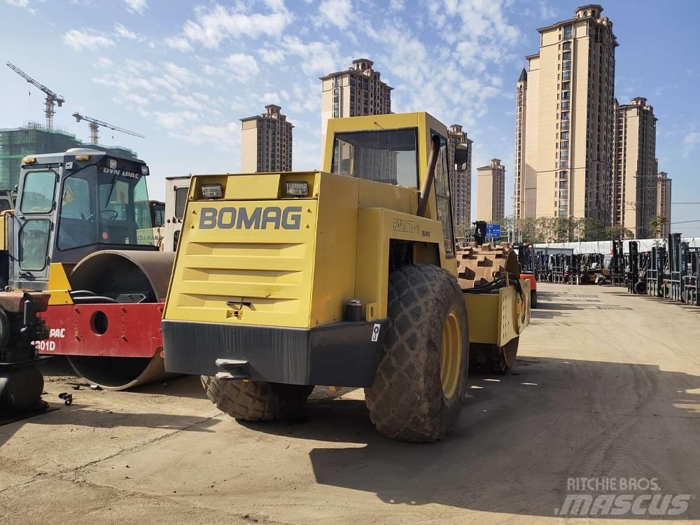 Bomag BW 217 Грунтові котки