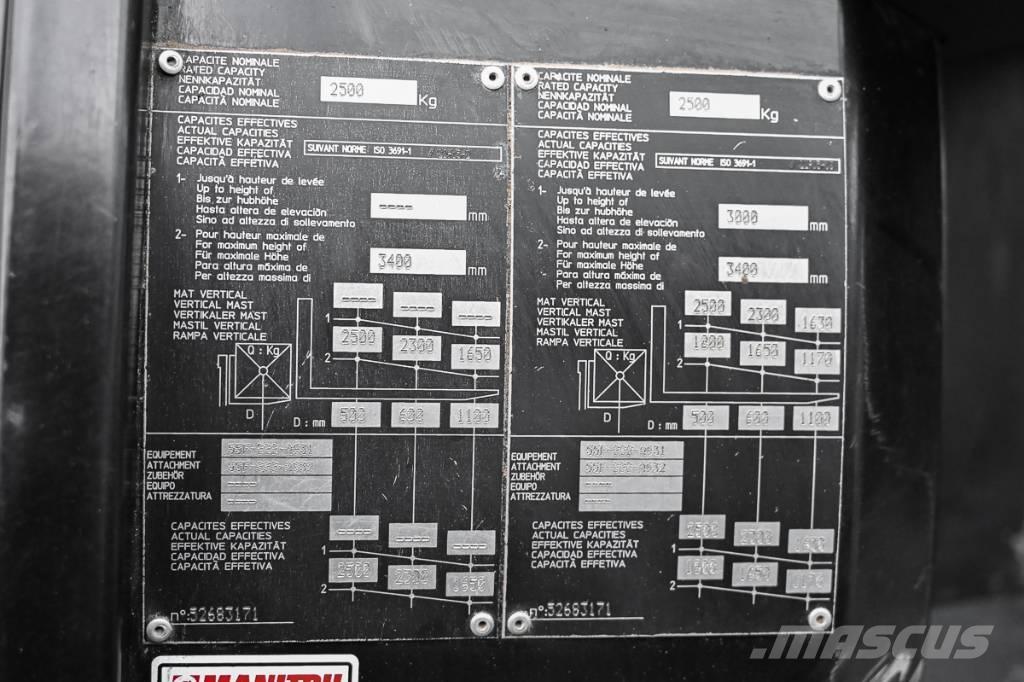 Manitou MC 25-4 Дизельні навантажувачі