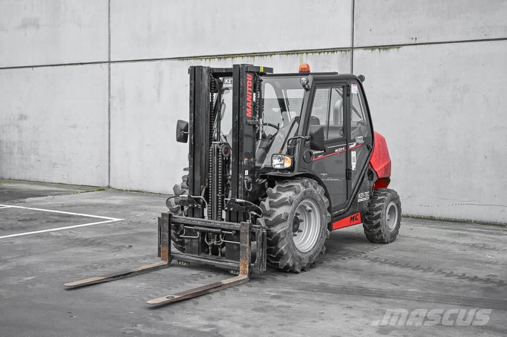 Manitou MC 25-4 Дизельні навантажувачі
