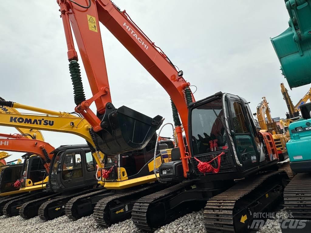 Hitachi ZX 120 Гусеничні екскаватори