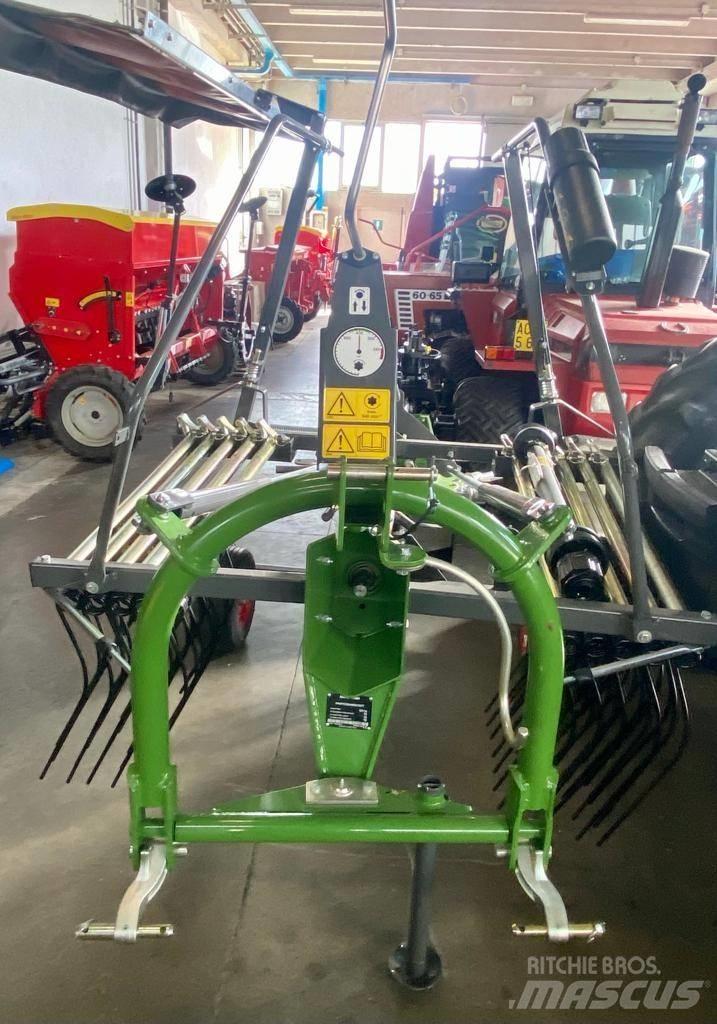 Fendt Former 400 DN Граблі і сінозворушувачі