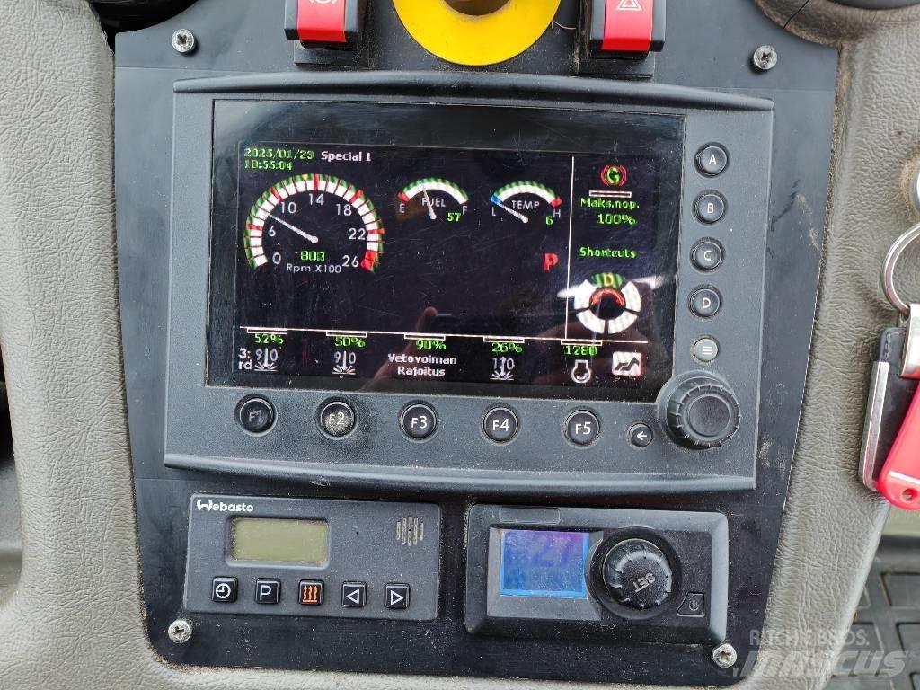 Huddig 1260 C Екскаватори-навантажувачі