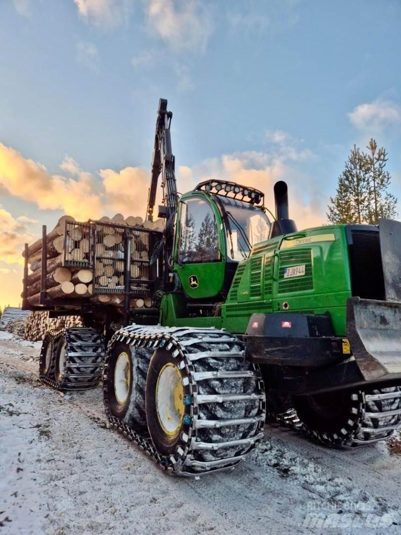 John Deere 1910G Форвардери
