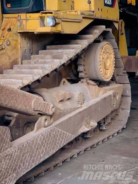 CAT D 9 T Гусеничні бульдозери