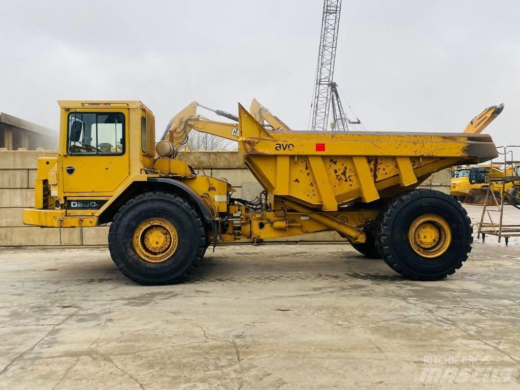 CAT D 25 C Зчленовані самоскиди