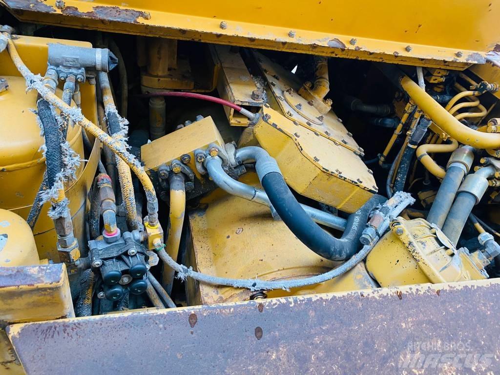 CAT D 25 C Зчленовані самоскиди