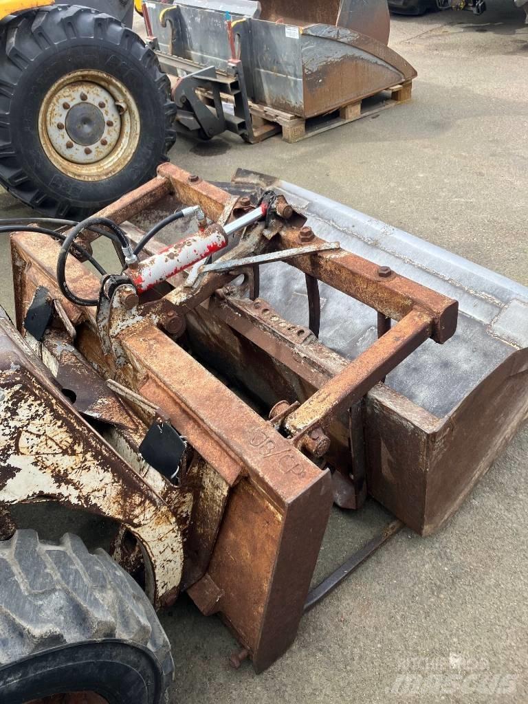 Bobcat 743 Міні-навантажувачі