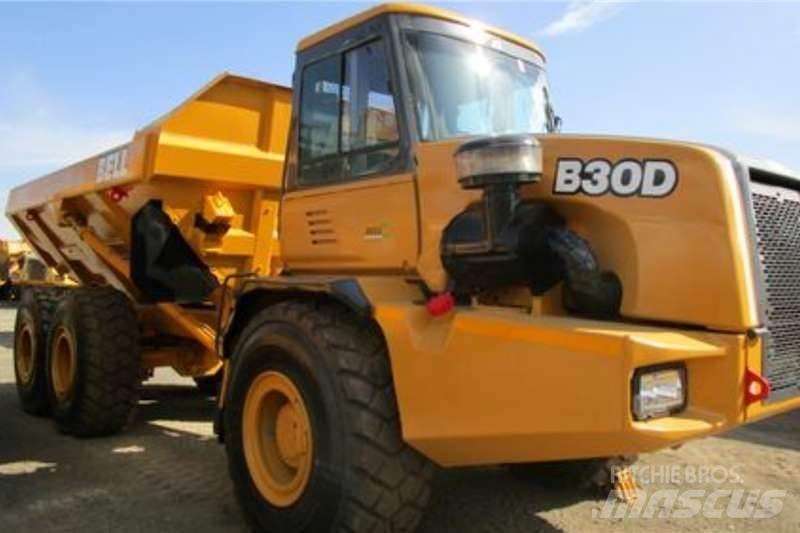 Bell B30D Зчленовані самоскиди