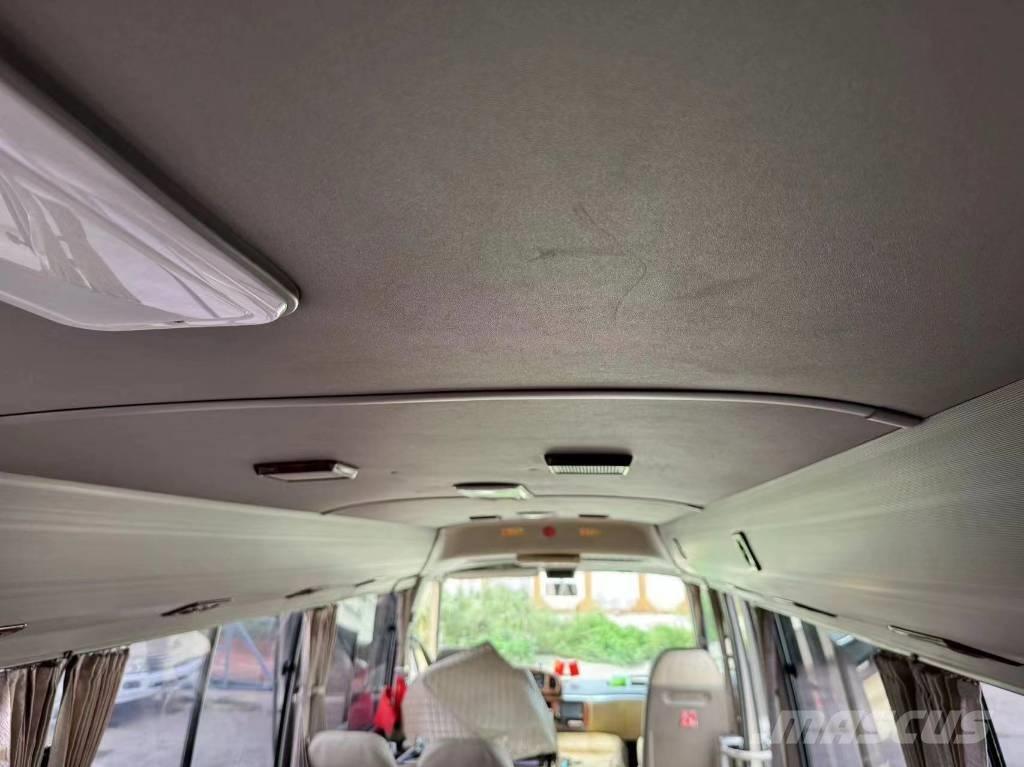 Toyota Coaster Bus Мікроавтобуси