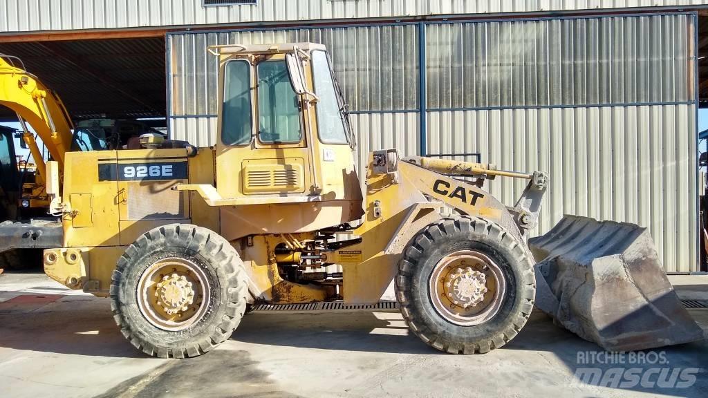 CAT 926 E Фронтальні навантажувачі