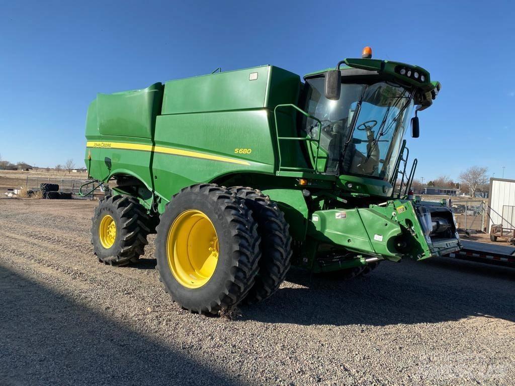 John Deere S 680 Зернозбиральні комбайни
