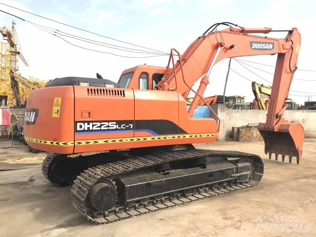 Doosan DH 225 LC-9 Гусеничні екскаватори