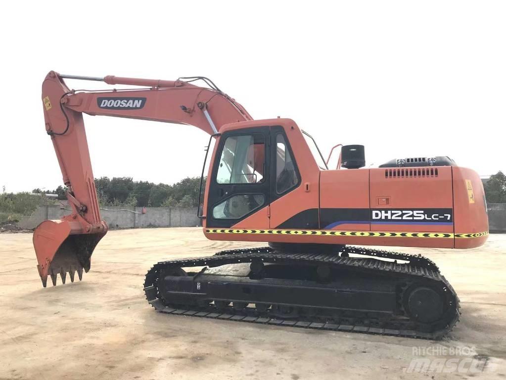 Doosan DH 225 LC-9 Гусеничні екскаватори