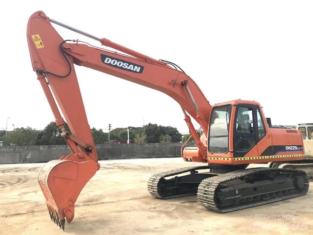 Doosan DH 225 LC-9 Гусеничні екскаватори