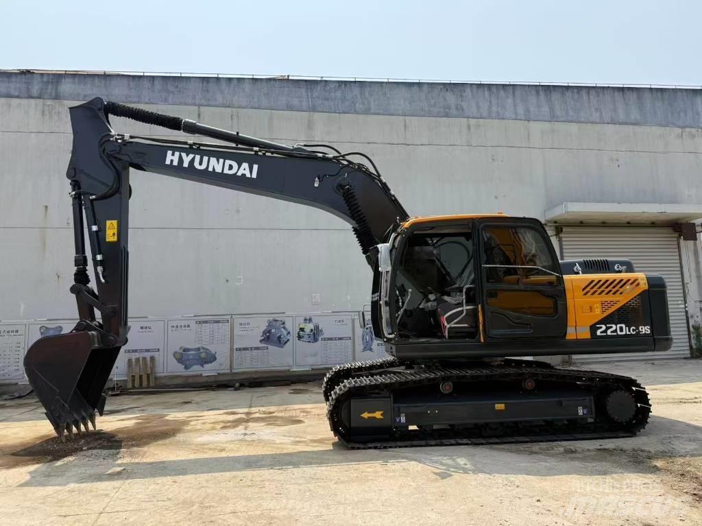 Hyundai R220LC-9S Середні екскаватори 7т. - 12т.