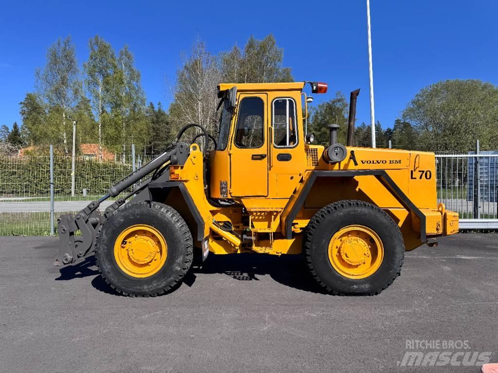 Volvo BM L 70 Фронтальні навантажувачі