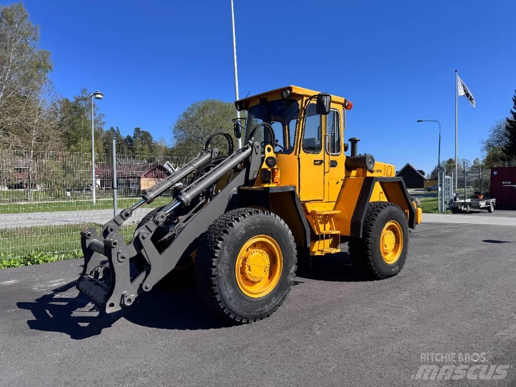 Volvo BM L 70 Фронтальні навантажувачі