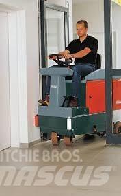 Hako B 910 Підлогомиючі машини