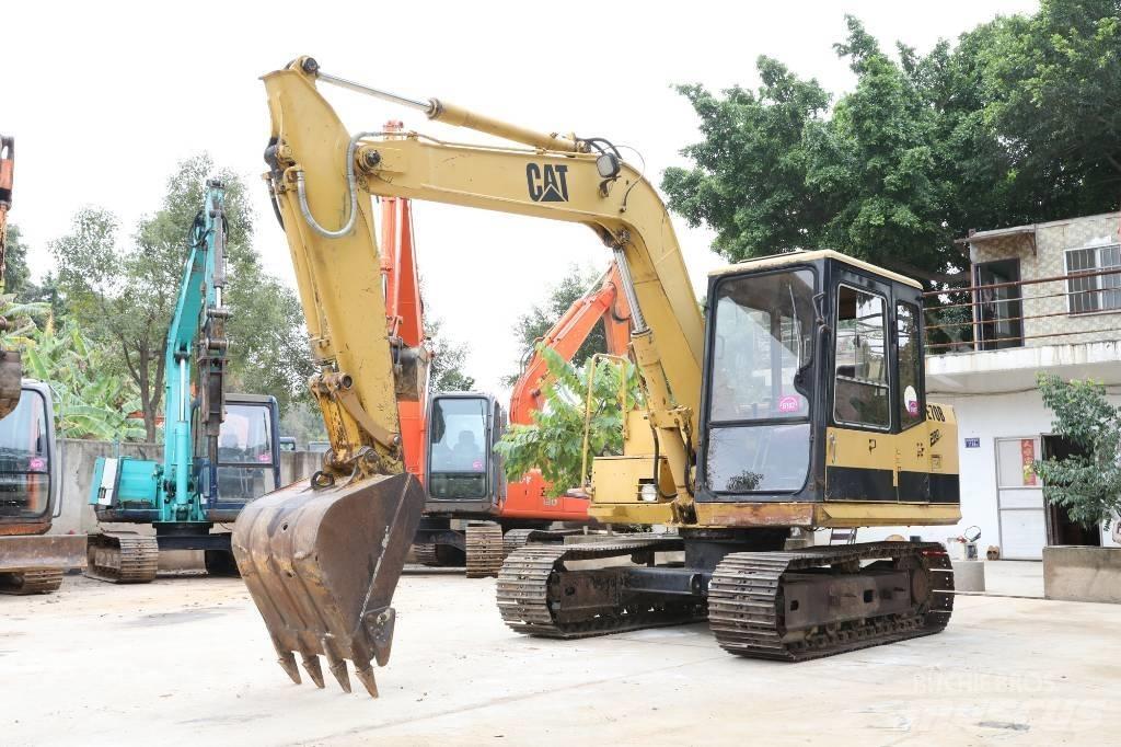 CAT E 70 B Міні-екскаватори < 7т