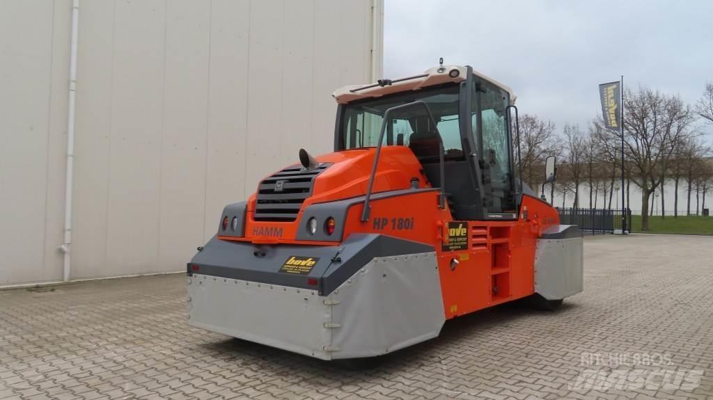 Hamm HP180i Пневматичні катки